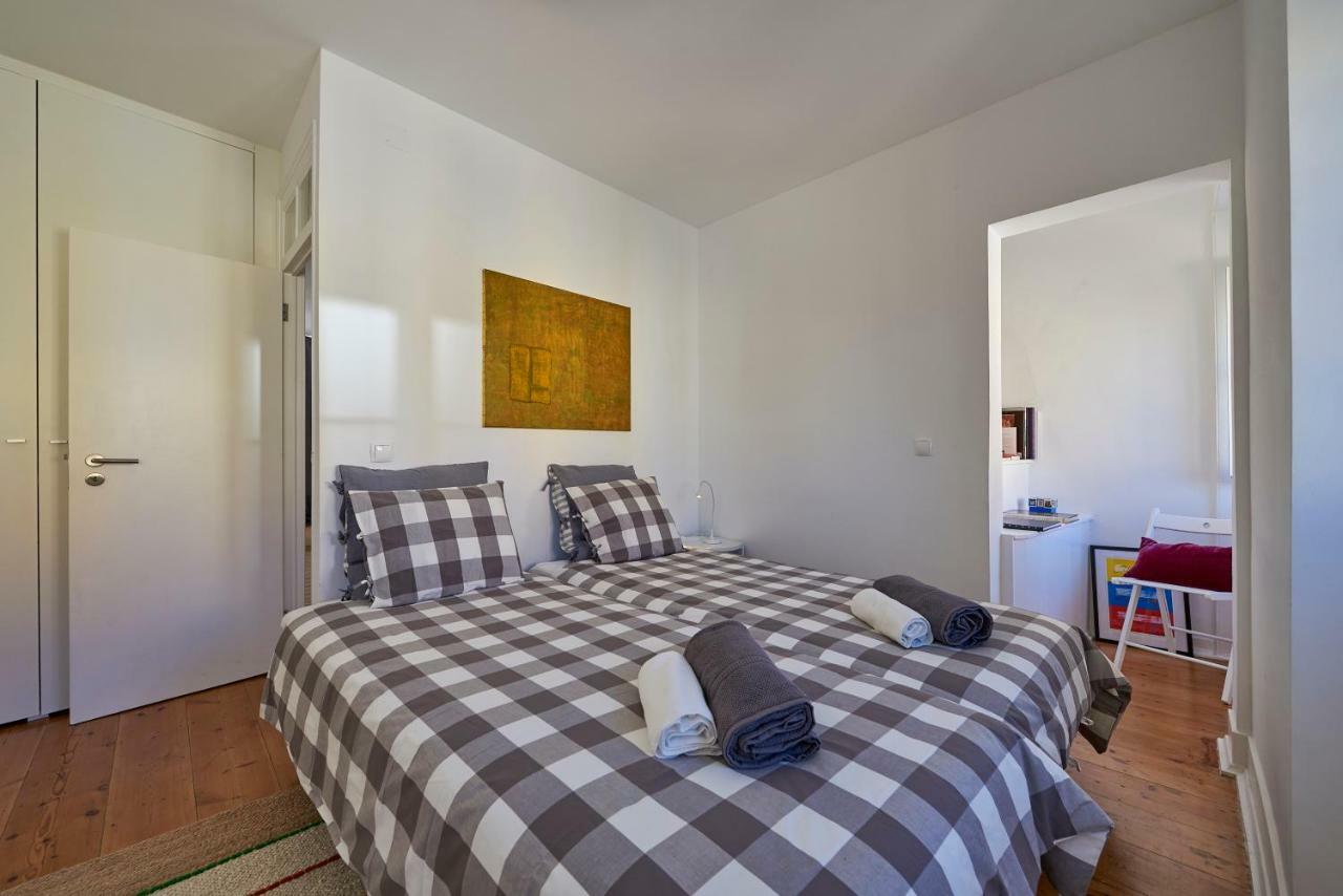 Charming Apartment Em Belem-Books And Canvas Lisbon Luaran gambar