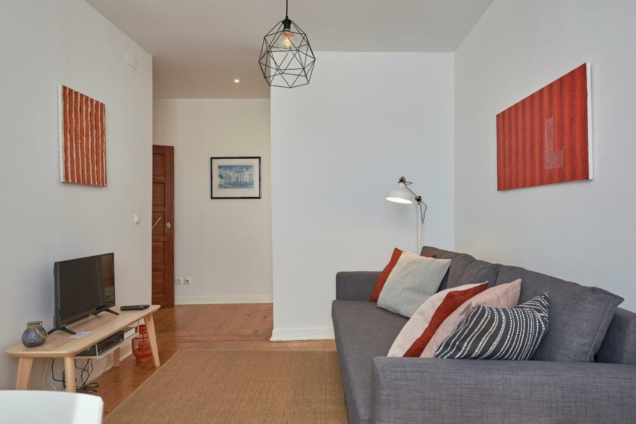 Charming Apartment Em Belem-Books And Canvas Lisbon Luaran gambar