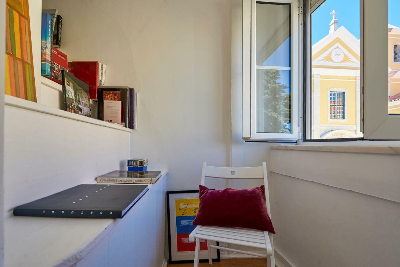Charming Apartment Em Belem-Books And Canvas Lisbon Luaran gambar