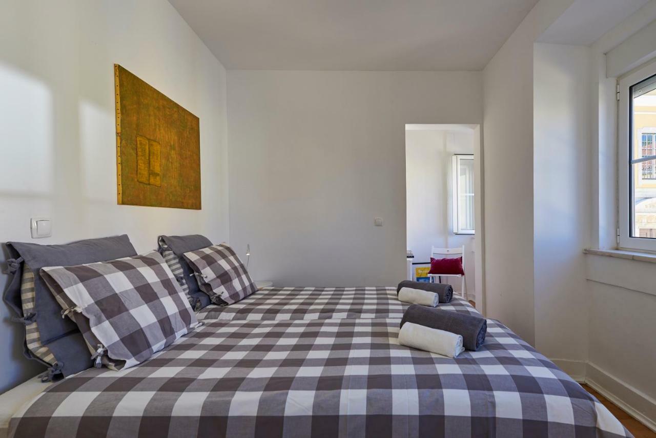Charming Apartment Em Belem-Books And Canvas Lisbon Luaran gambar
