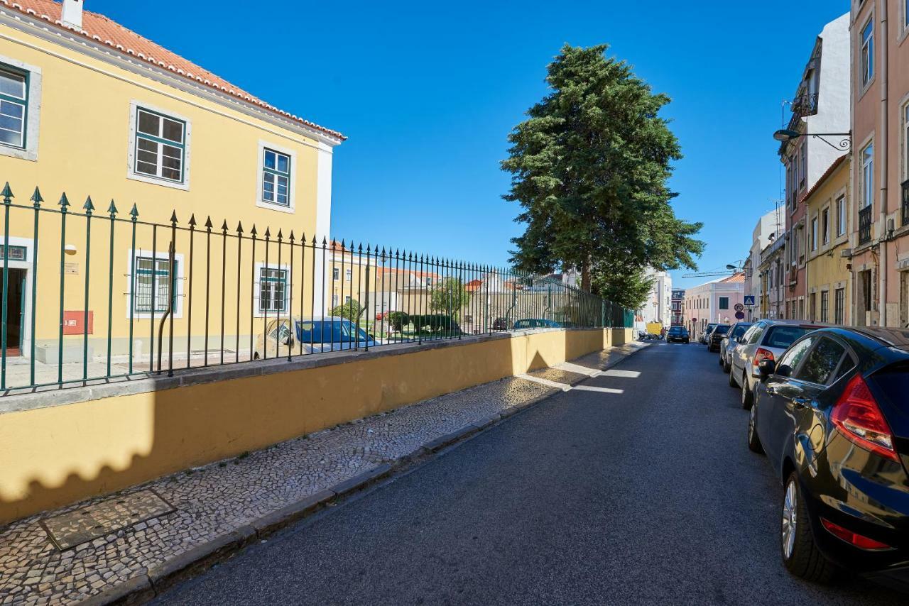 Charming Apartment Em Belem-Books And Canvas Lisbon Luaran gambar